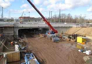 Baustelle Eisenbahnüberführung Ernst-Reuter-Allee (City-Tunnel)