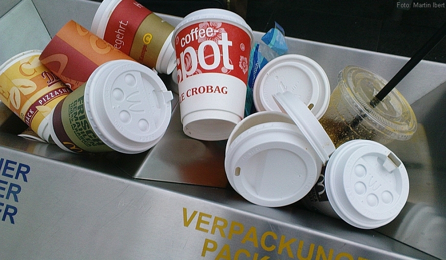 Kaffeebecher, Foto: Martin Ibert