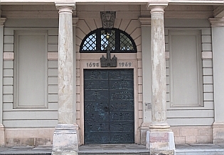 Historische Eingangstür,Altes Rathaus, Magdeburg