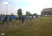 fehlende befestigtge Fußwege für Besucher zur MDCC-Arena fehlende befestigtge Fußwege für Besucher zur MDCC-Arena