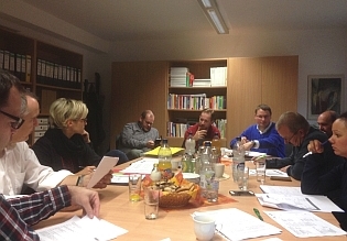 v.l.: Stadtrat Chr. Hausmann (SPD), SR J. Rösler (SPD), A. Damisch-Schwarz (GF SPD), M. Hoffmann (ADFC), N. Dreimann (ADFC), M. Rupsch (GF CDU/FDP/BfM), SR F. Schuster (CDU/FDP/BfM), SR W. Schwenke (CDU/FDP/BfM), J. Schmidt (LINKE/future!)