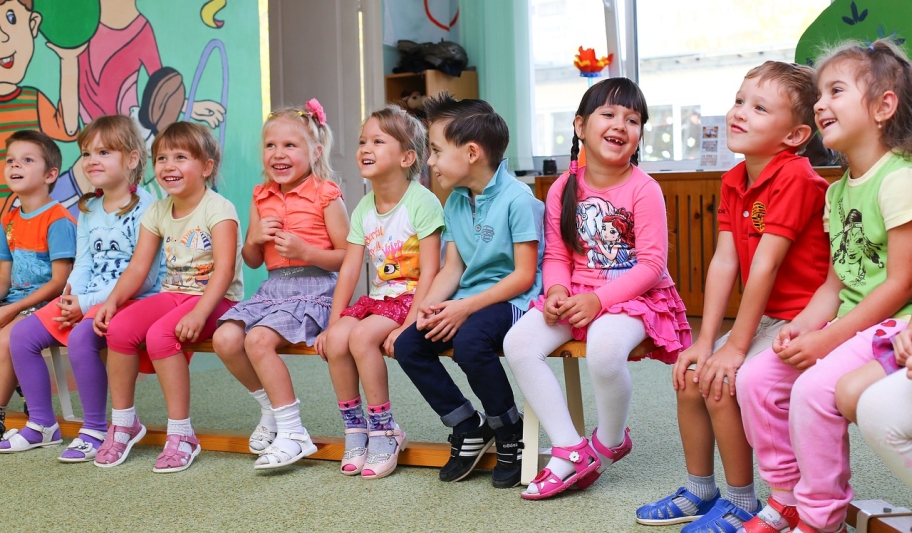 Kinder in einer Kindereinrichtung