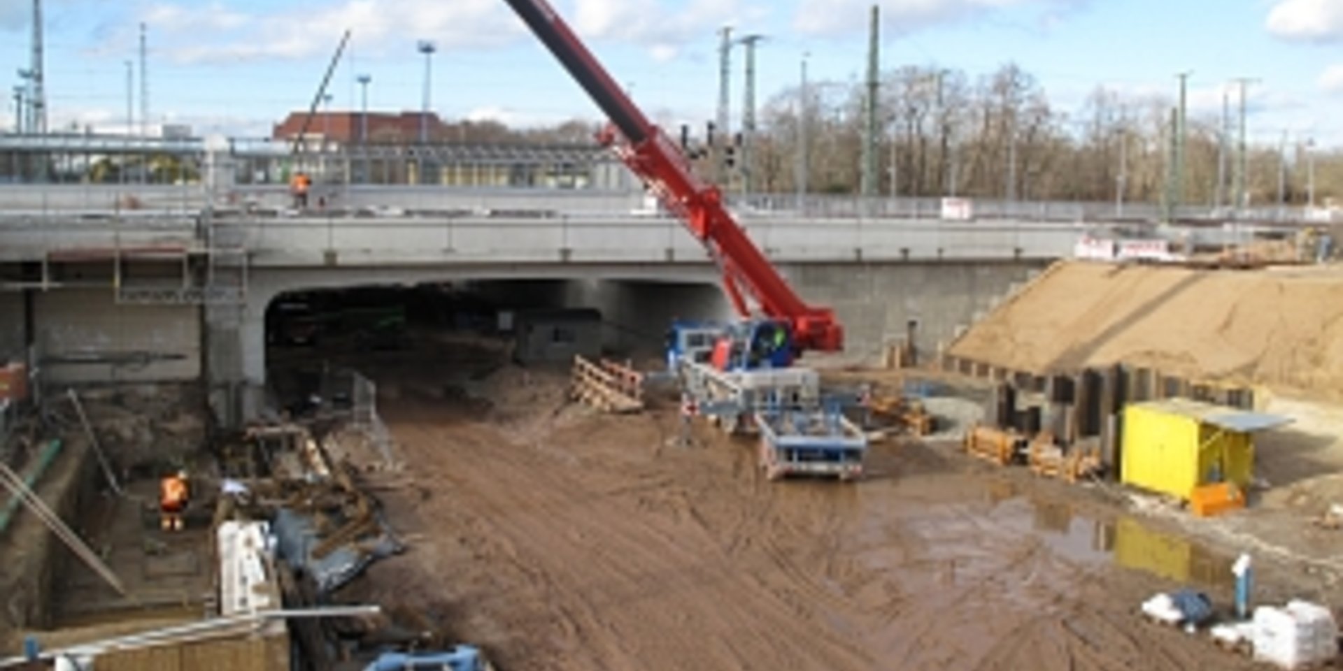 Baustelle Eisenbahnüberführung Ernst-Reuter-Allee (City-Tunnel)