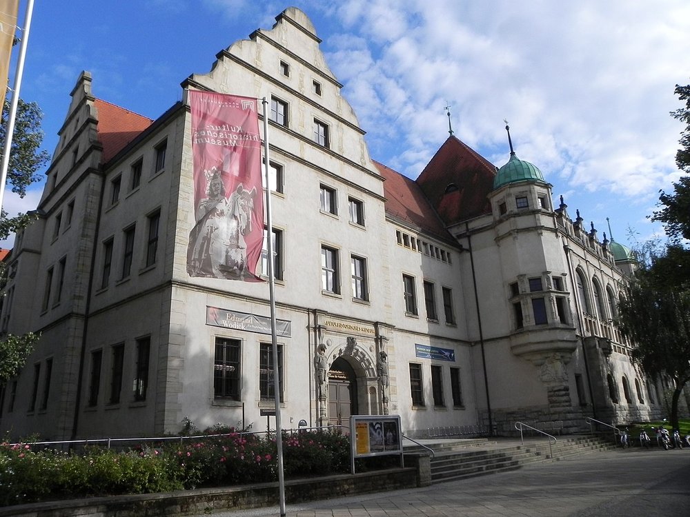Kulturhistorisches und Naturkundemuseum Magdeburg, Bild: Wikimedia Commons, CC0 Gebäudes Kulturhistorischen Museums Magdeburg
