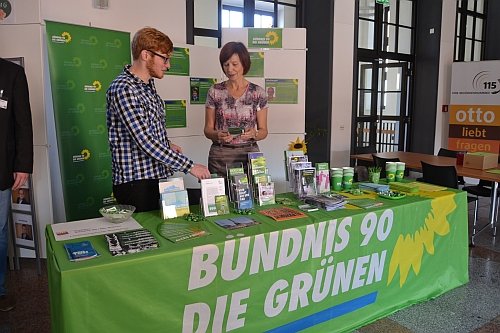 Stand der Fraktion Bündnis 90/Die Grünen (Timo Gedlich, Eva-Maria Schulz-Satzky)
